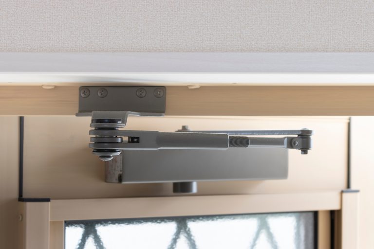 Commercial door closer in Ottawa