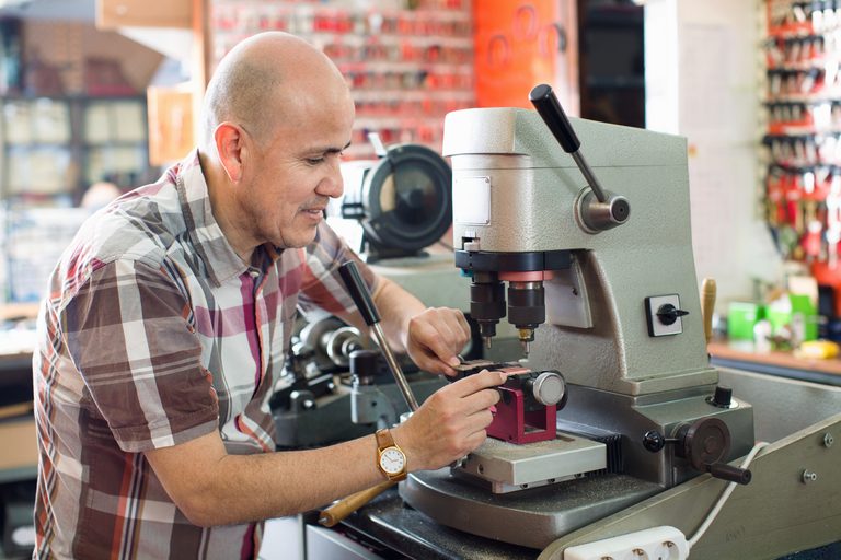 Lock repair and maintenance in Ottawa
